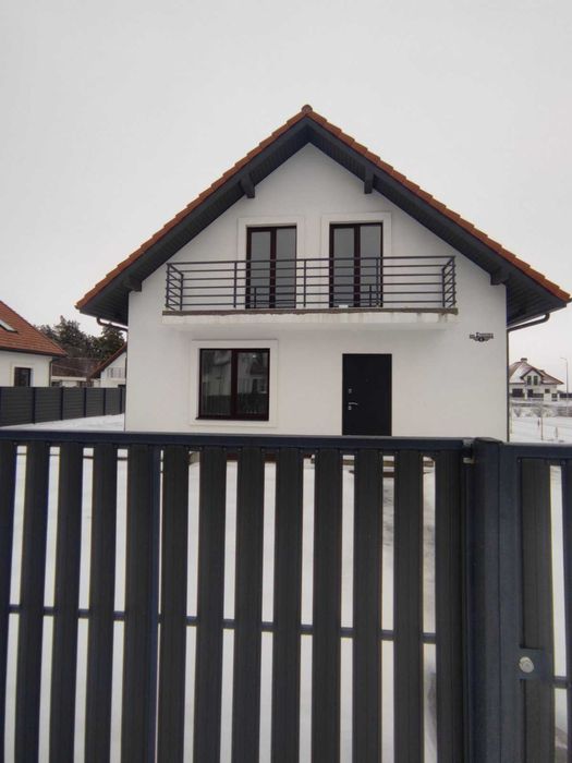 Будинок поблизу Борисполя 25 км від Києва Закрите котеджне містечко