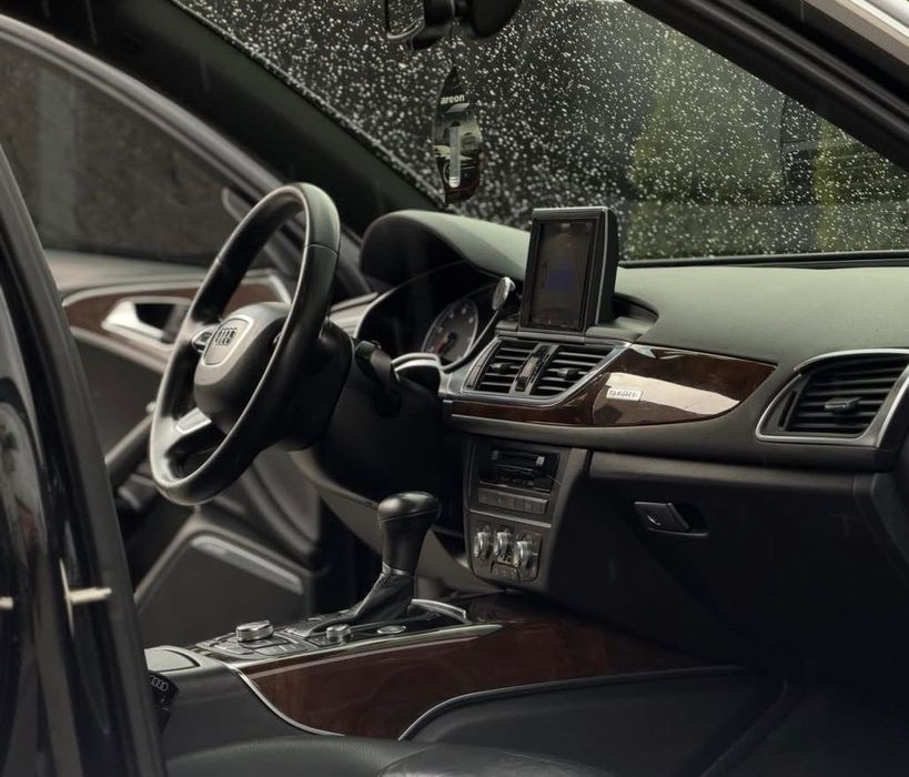 Audi a6c7 3.0 бензин