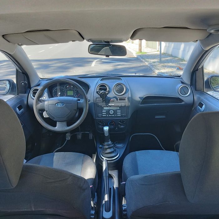 FORD FIESTA completo / 2007