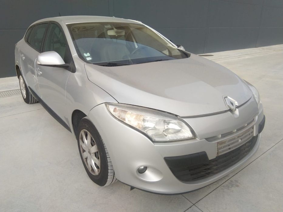 RENAULT MEGANE III Grandtour - 2010 - Para Peças