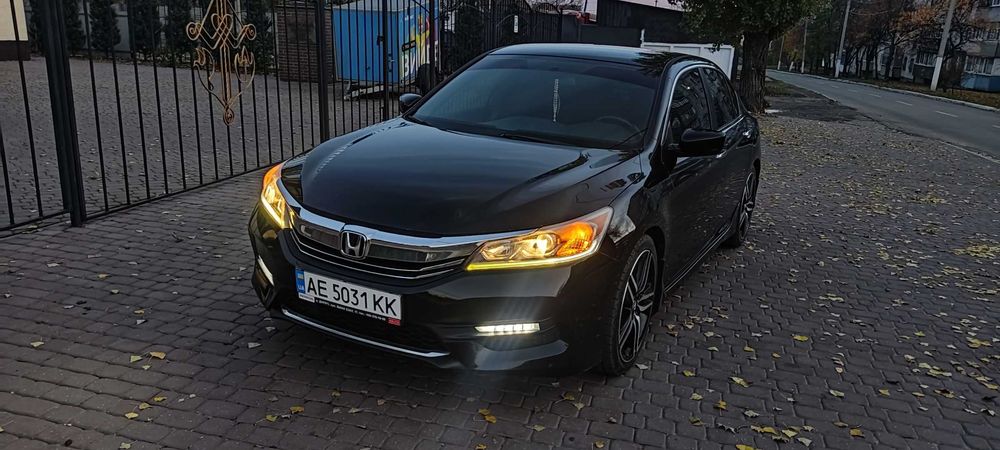 Honda Accord 9 (Рестайлинг)