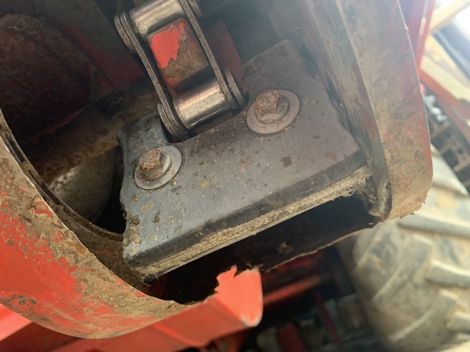 Massey Ferguson 240