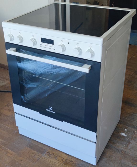 Електрична плита Electrolux EKC6430AOW, склокераміка, духовка