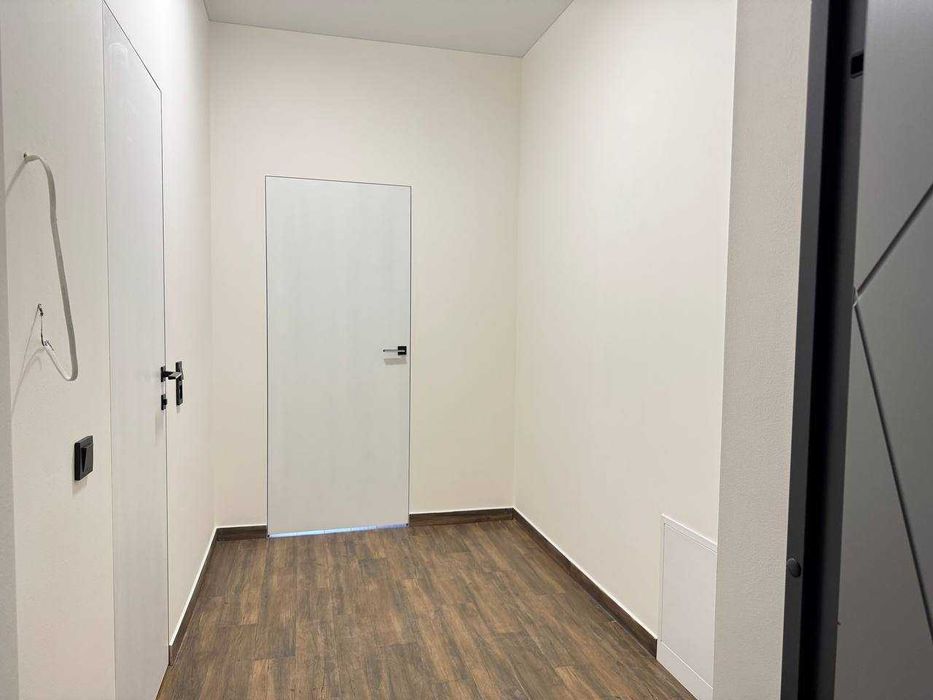 Продається простора 2-кімнатна квартира в новобудові