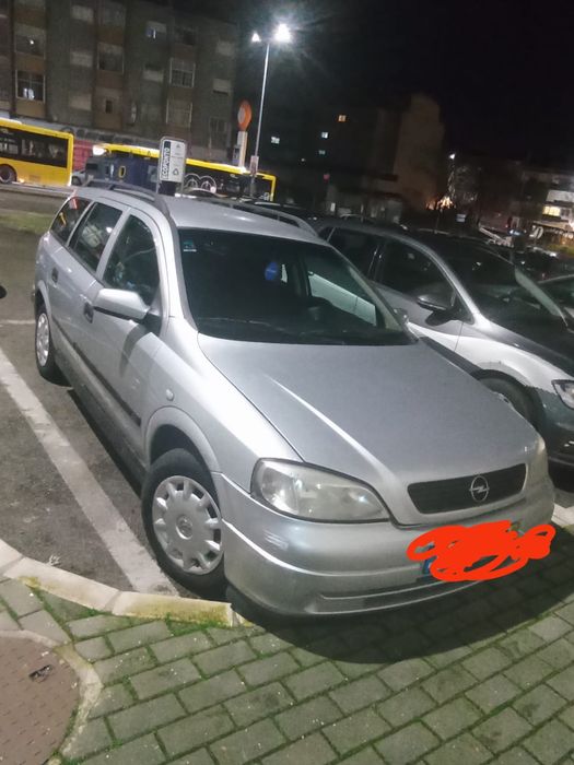 Vende -se carrinha pra retirada de peças* RESERVADO*