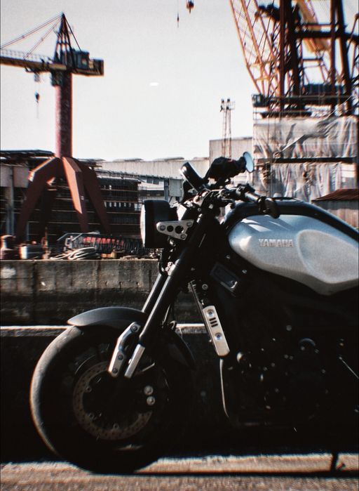 XSR 900 impecável