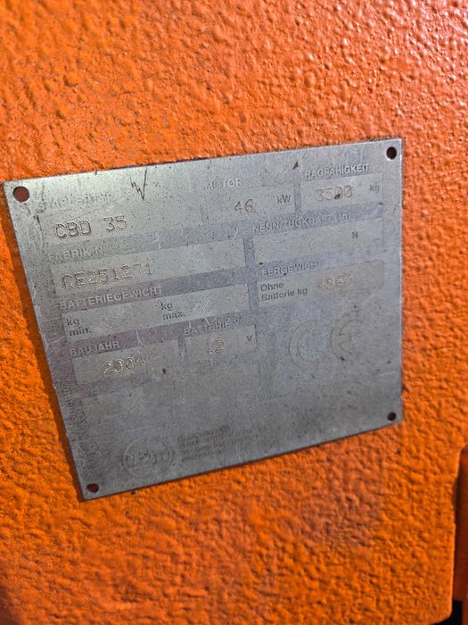 Empilhador BT 3.5ton. a diesel motor Kubota