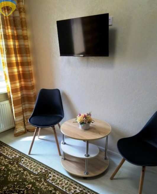 Квартира студия  в новом доме с ремонтом. Район Приморский, срочно!