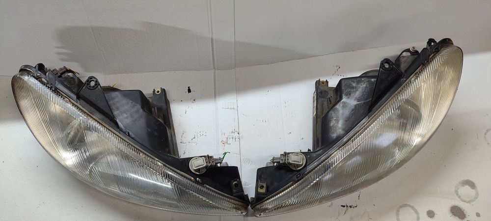Lampy przednie Peugeot 206 lampy przód lewa prawa komplet
