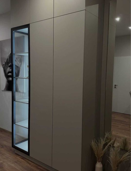 Затишна ! кімнатна квартира  на Гераневій