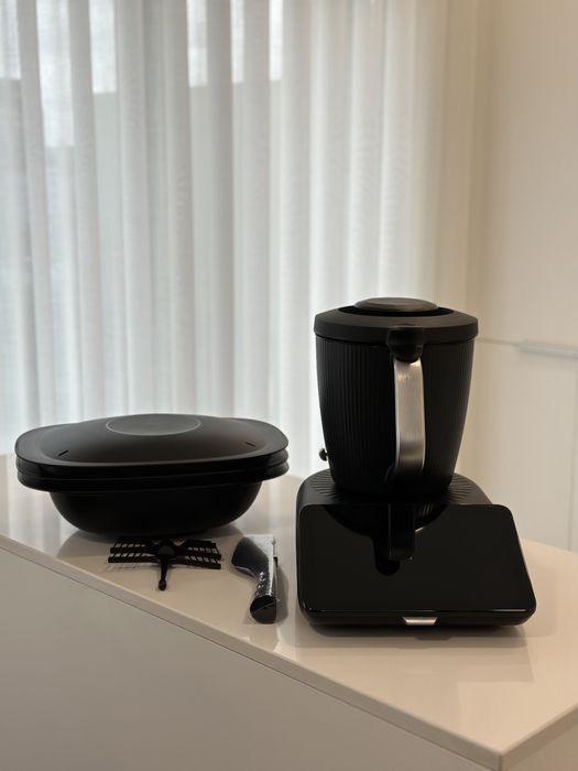 Nova Bimby TM7 selada e em caixa