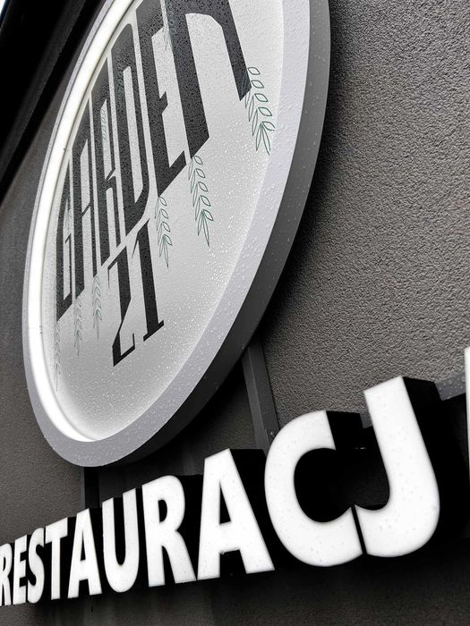 Kaseton podświetlany LED Szyld Litery Baner Tablica Oklejanie reklama