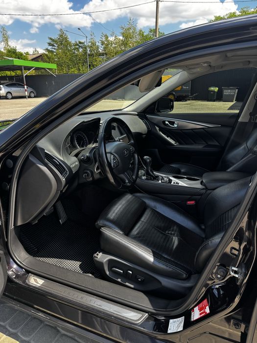 Infiniti q50 2.2d 2015