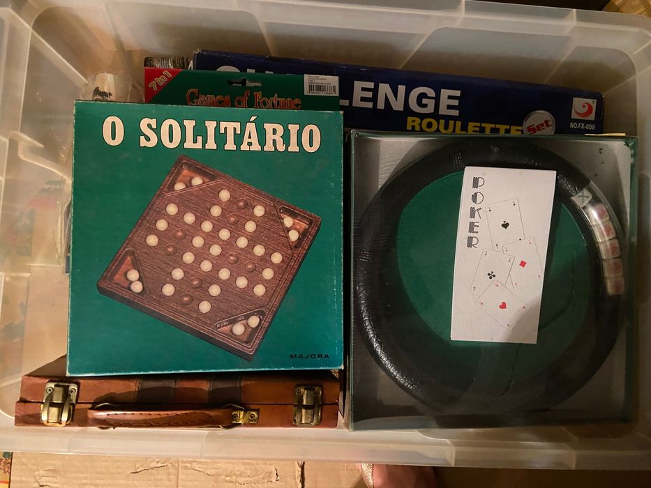 Vendo jogos diversos