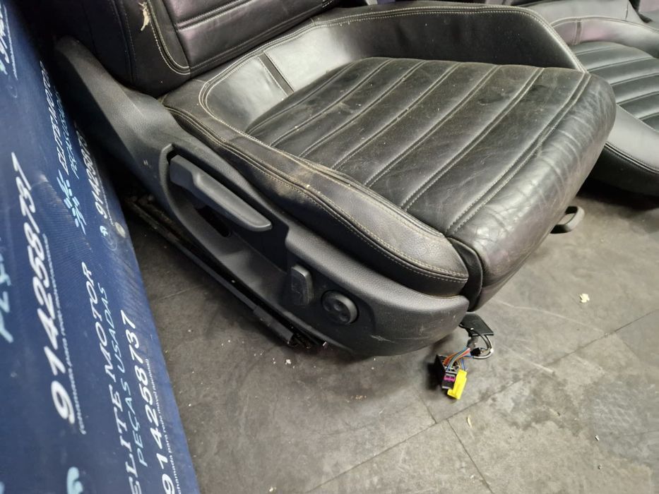 Jogo de bancos usados VW PASSAT CC HIGHLINE PELE PRETOS