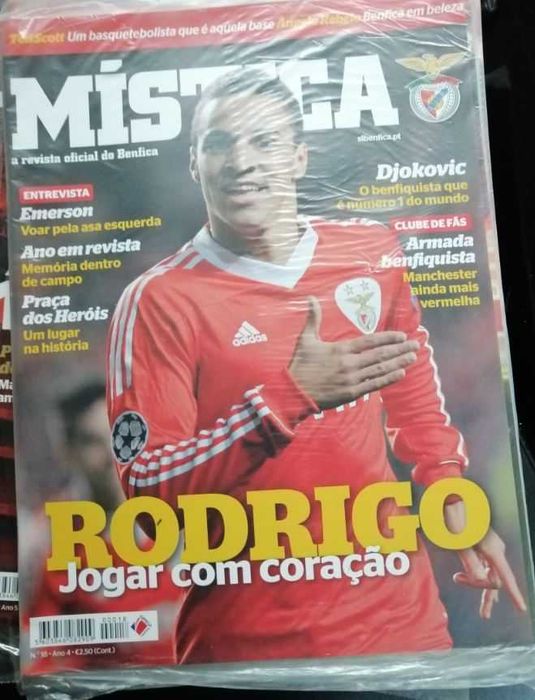 8 revistas da publicação oficial do Benfica MISTÍCA