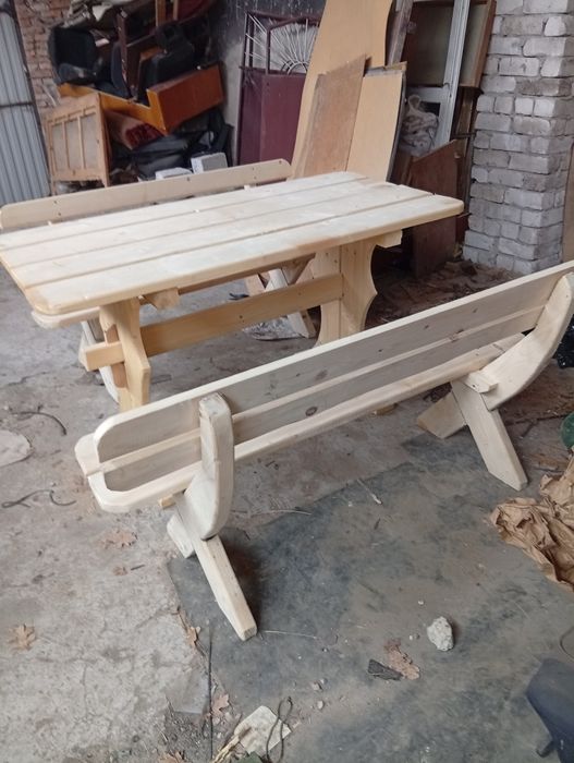 Меблі садові і для бара