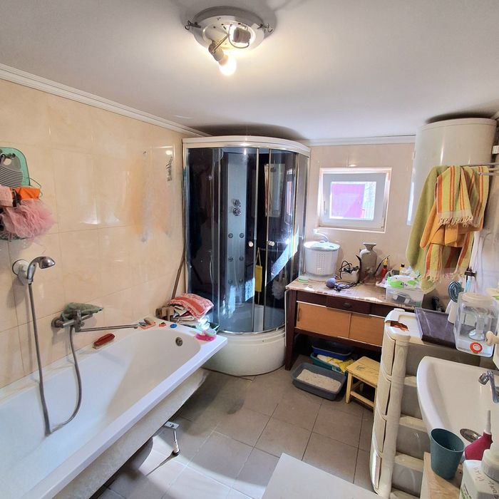 Здам в оренду приватний будинок.