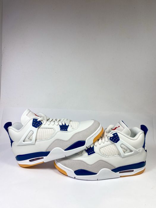 Air Jordan 4 Retro SB Navy - 42 / 44.5 / 45.5