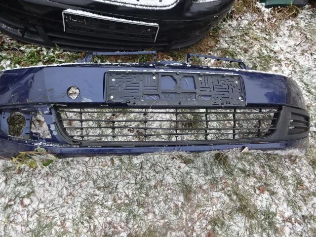 Przedni zderzak VW Golf VI Granatowy Metalik