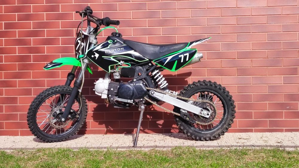 Motocross cross Barton 125 cm motor motocykl