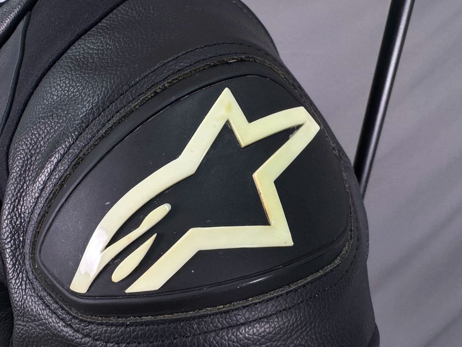 Мотокуртка Alpinestars, Dainese, Macna Gp plus r v3