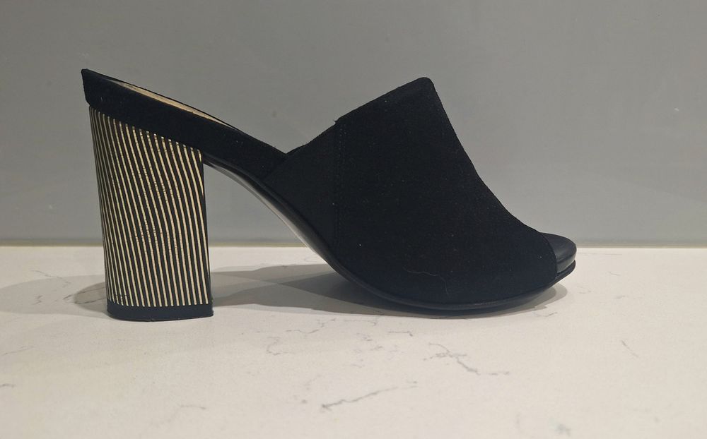 Marco Shoes zamsz klapki r. 36