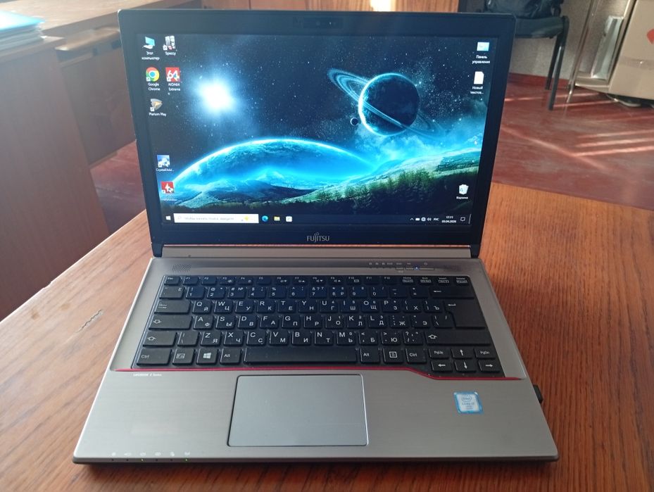Ноутбук Fujitsu E746