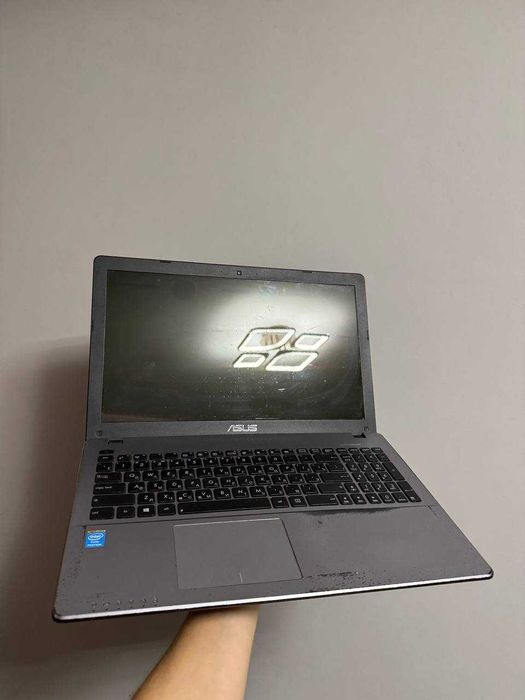 Ноутбук 15.6' Asus X550CA/Pentium 2117u/4GB/HDD 250GB/батарея/зарядка