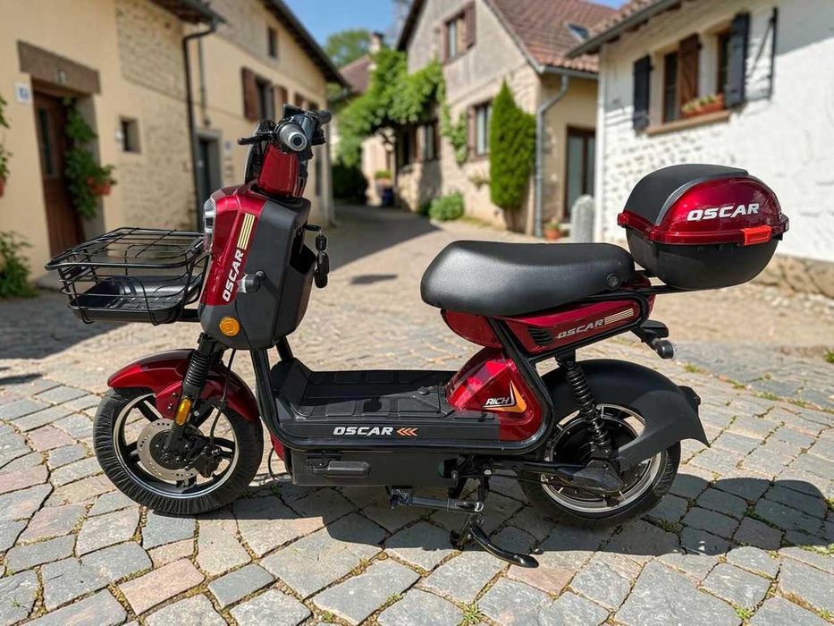 Електроскутер Oscar Rich 1000W 60V 25Ah червоний, двомісний