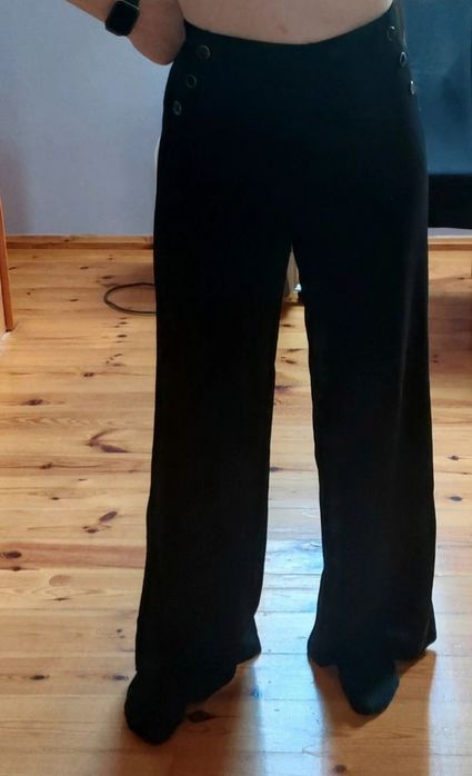 Nowe spodnie szersze proste M/L