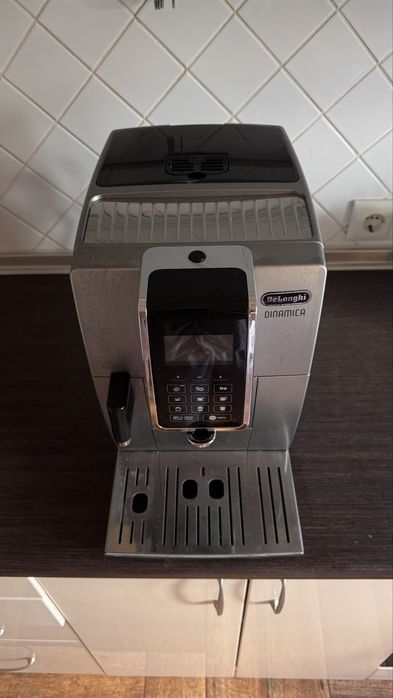 Кавомашина DeLonghi  Dinamica