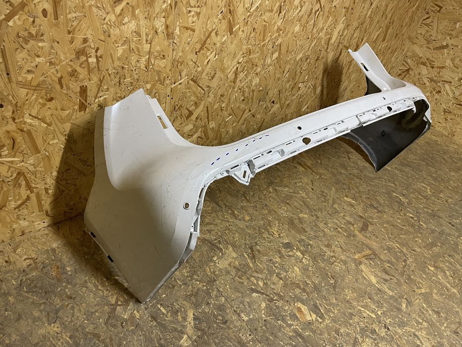 Задній бампер  Toyota Highlander 4 2019-2023 рік  Оригінал