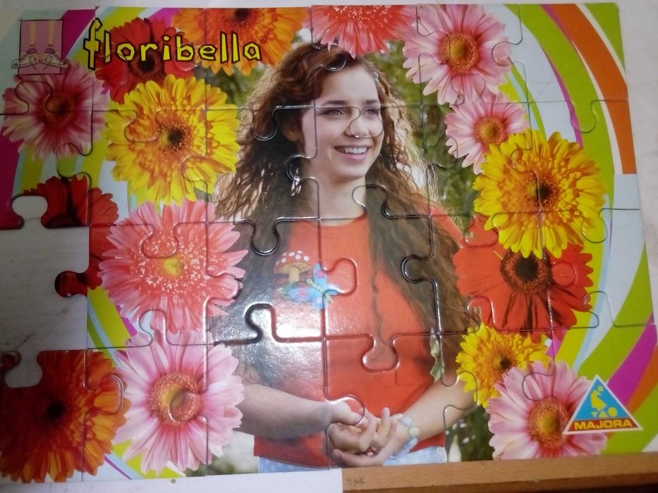2 puzzles FLORIBELA427749481959936001