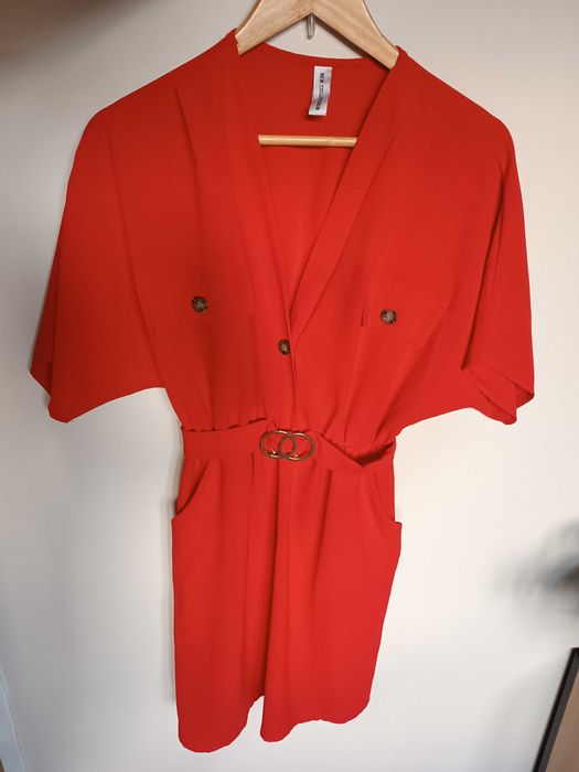 Czerwona sukienka mini