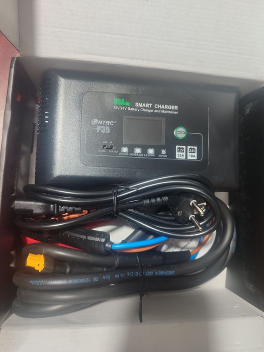 Розумний зарядний пристрій HTRC P35 (35A 12/24V) для LiFePO4, свинцево-кислотних, AGM, GEL акумуляторів