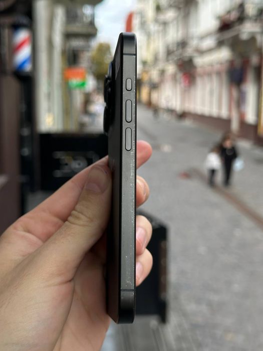 Apple iPhone 15 Pro 256gb Black Titanium Neverlock