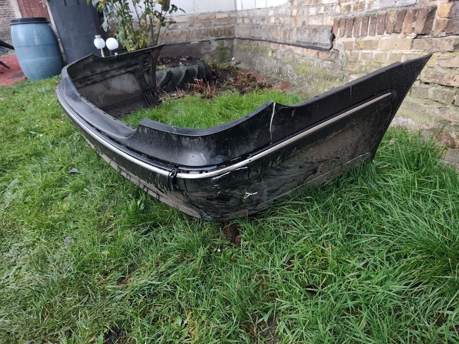 Kupię zderzak tył sedan kod lakieru 197 Mercedes W 211
