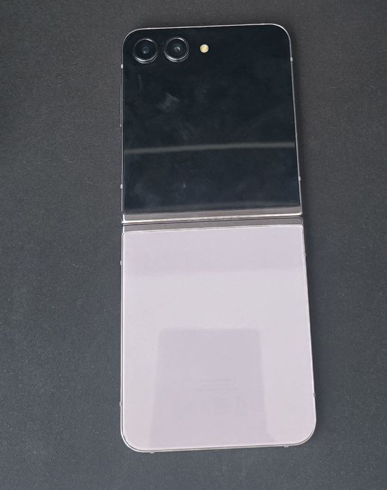 Samsung Galaxy Z Flip 5