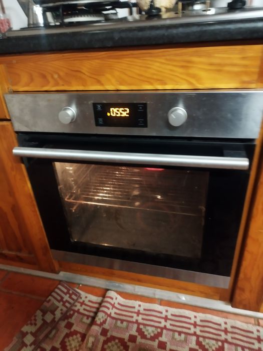 Forno     Elétrico impecável