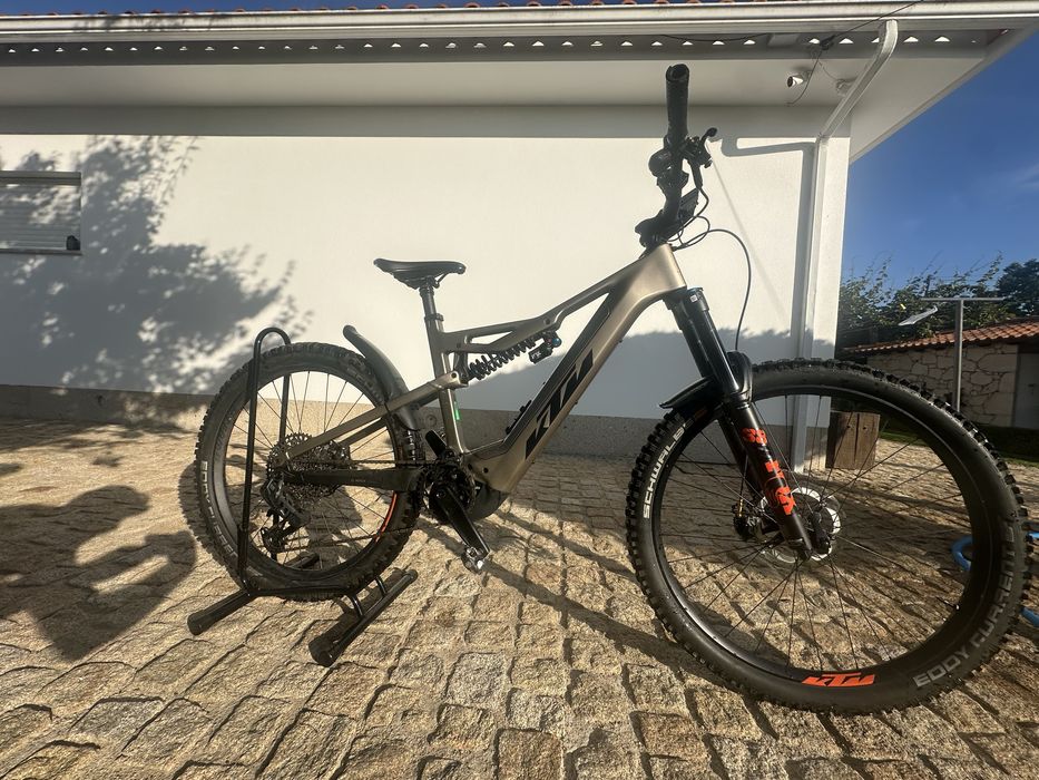 KTM Macina Prowler Prestige 2024 – 1461 km – Excelente Estado