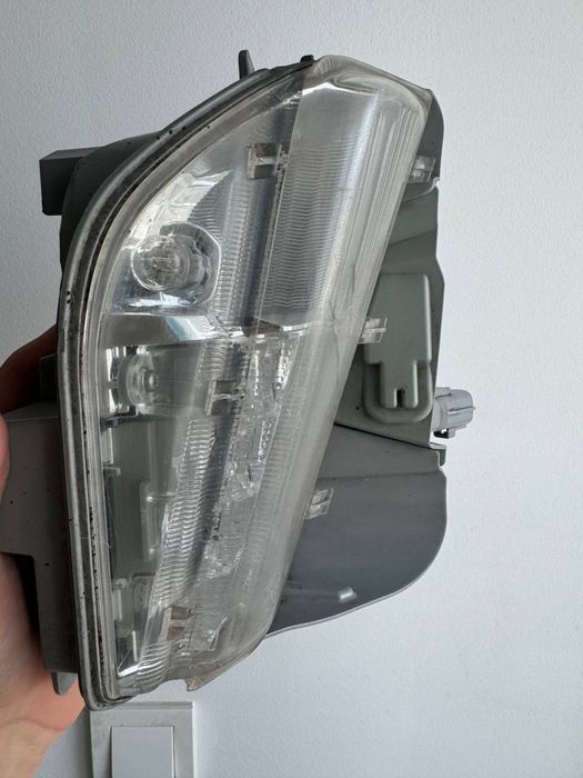 DRL  prawy do Toyota Prius + 2021-2015r