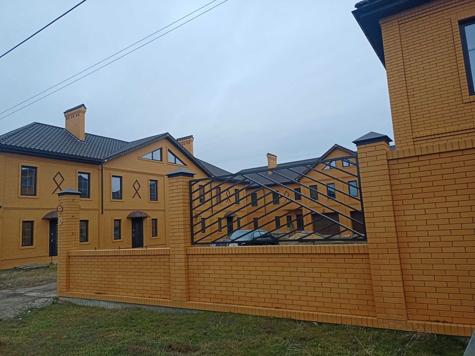 Таунхаус в Лесках шикарная планировка ликвидная цена