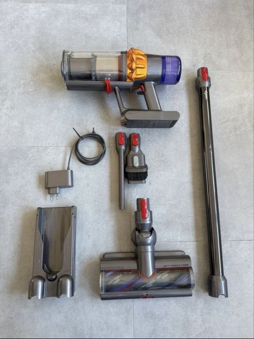 Dyson V15 + Acessórios