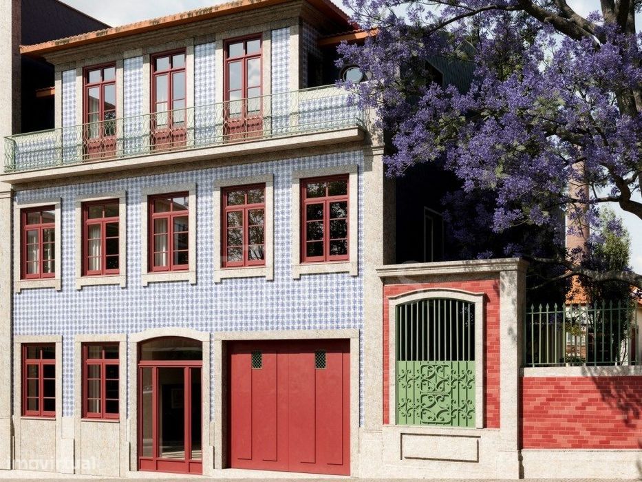 Apartamento T2 com 1 lugar de estacionamento no centro do Porto