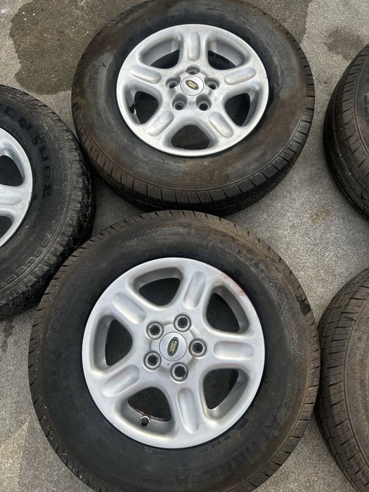 Jantes Land Rover R15 com Pneus 195/15C