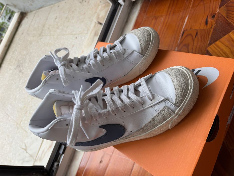 Nike Blazer Mid’77 Mulher Branco e Azul