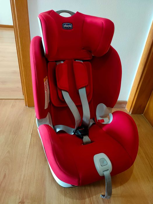 Cadeira auto Chicco com ISOFIX