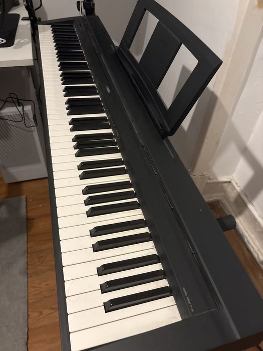 Yamaha P-45 Digital Piano