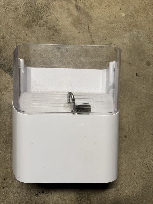 Kostkarka do lodówki Samsung